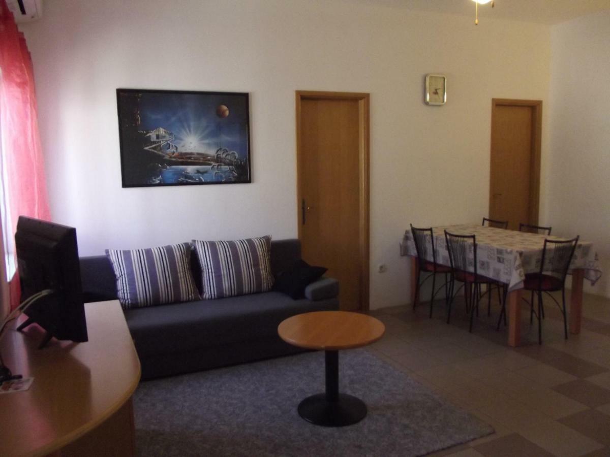 Apartments Goga مالي لوشينغْ المظهر الخارجي الصورة