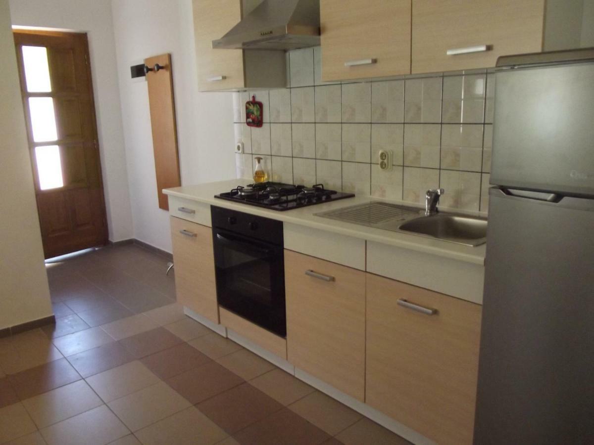 Apartments Goga مالي لوشينغْ المظهر الخارجي الصورة