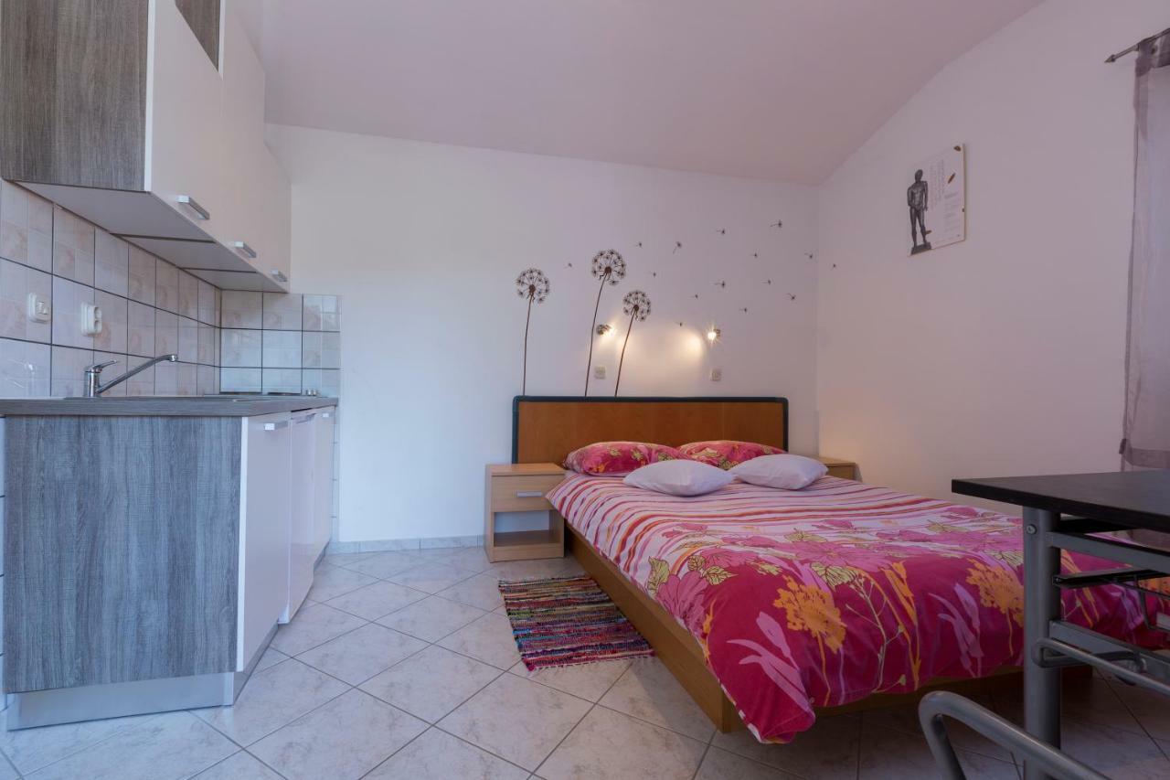 Apartments Goga مالي لوشينغْ المظهر الخارجي الصورة